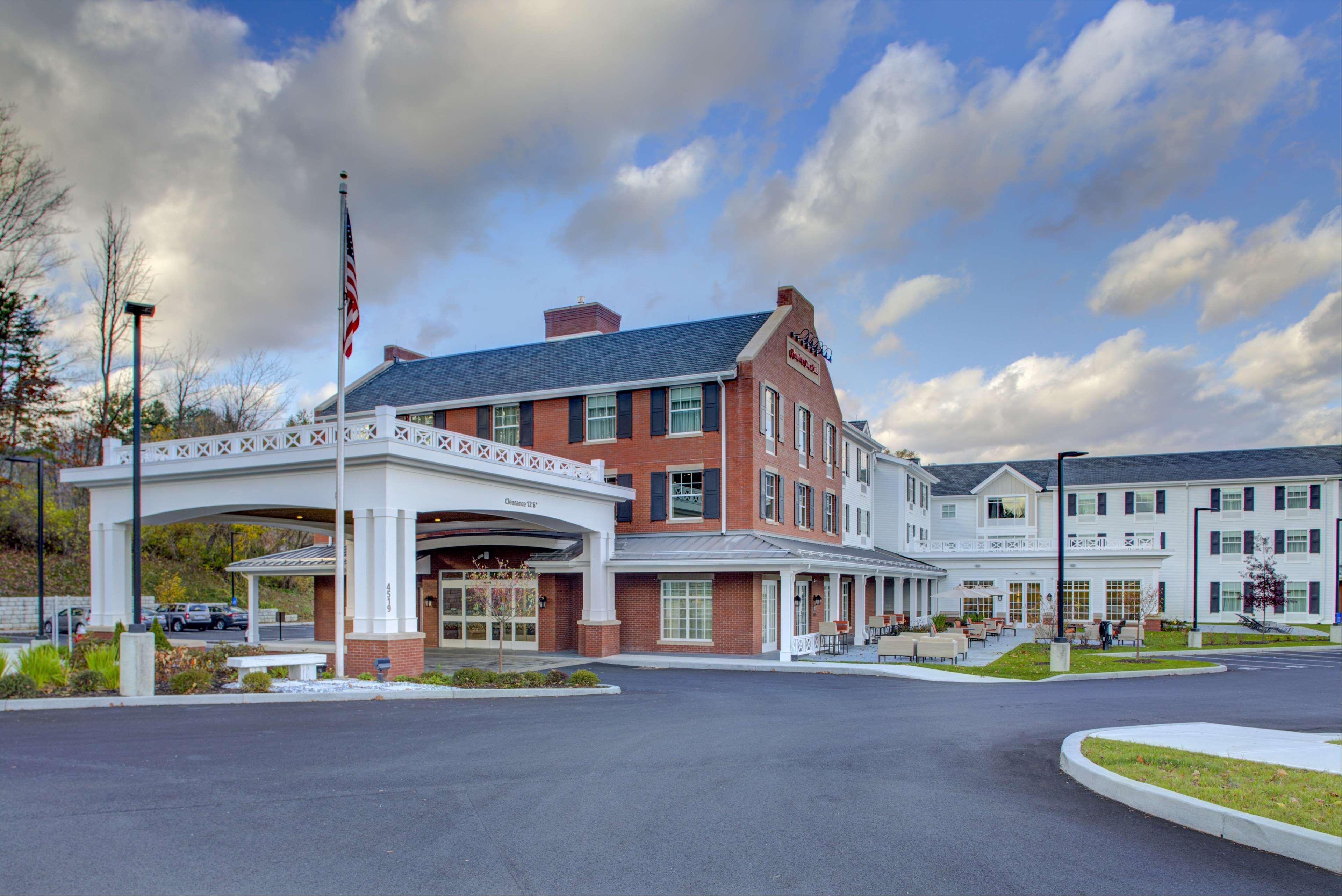 Hampton Inn & Suites Manchester, Vt Extérieur photo